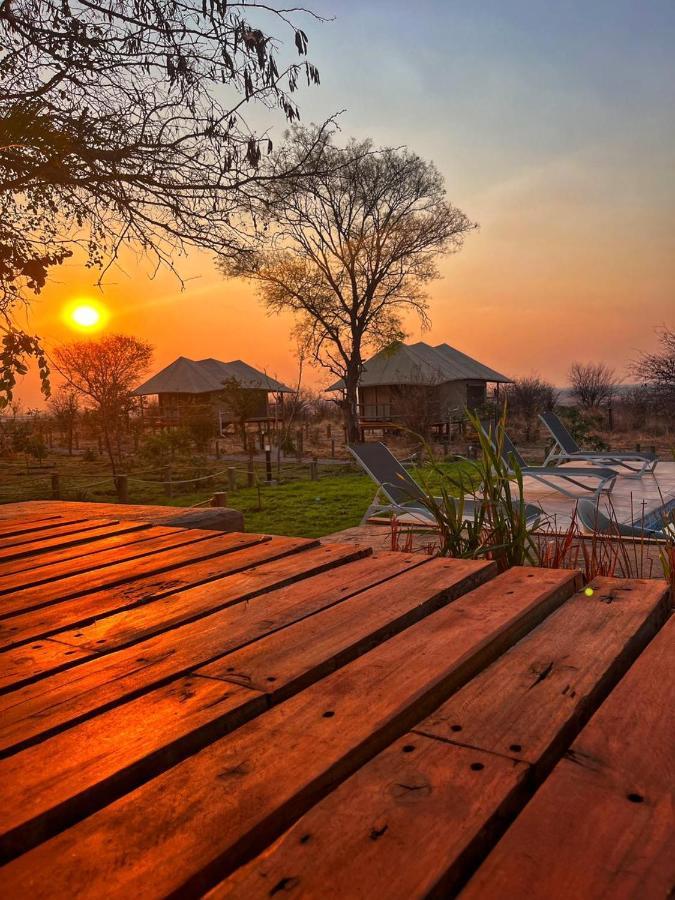 Xhabe Safari Lodge Chobe Muchenje ภายนอก รูปภาพ
