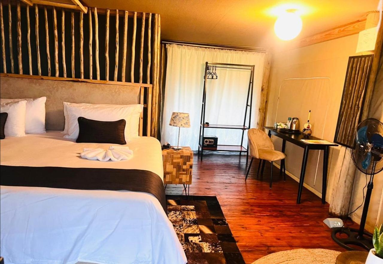 Xhabe Safari Lodge Chobe Muchenje ภายนอก รูปภาพ