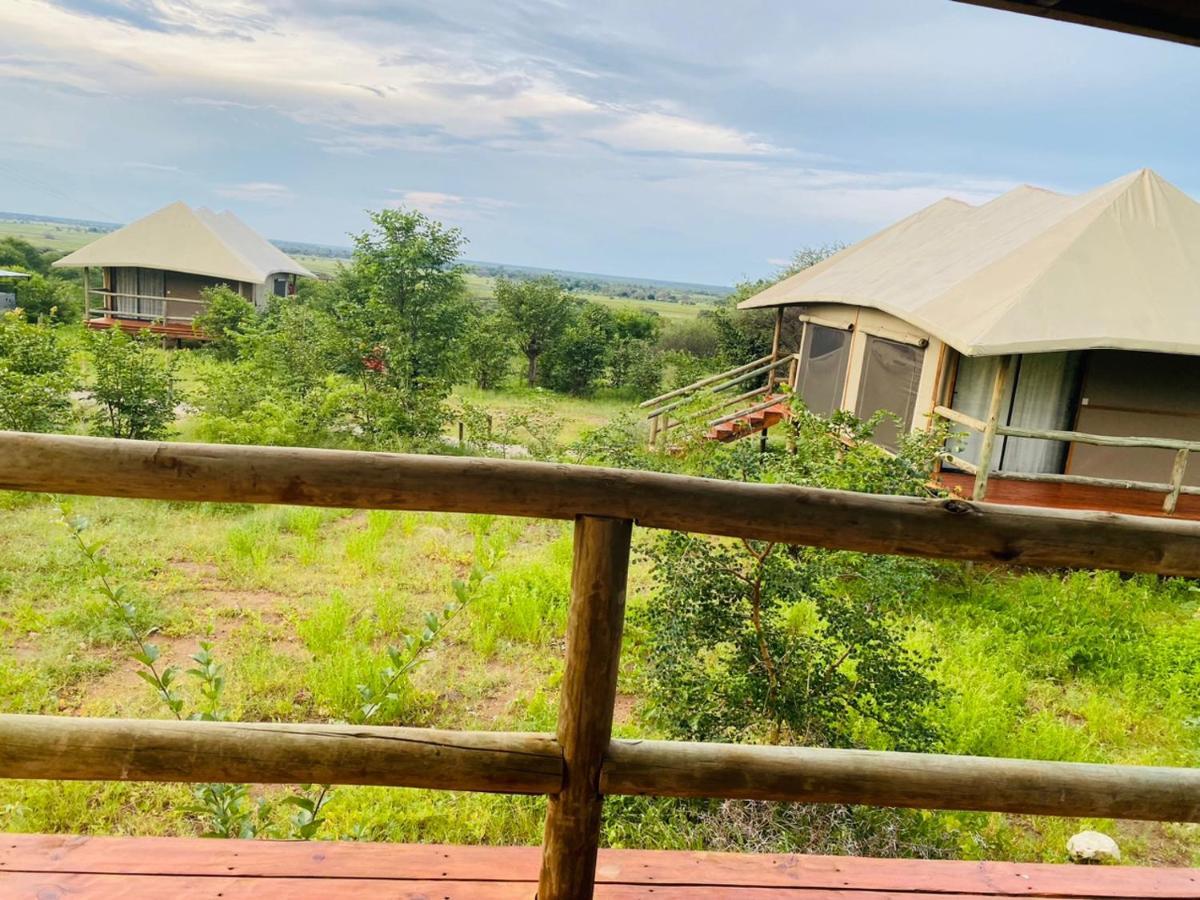 Xhabe Safari Lodge Chobe Muchenje ภายนอก รูปภาพ