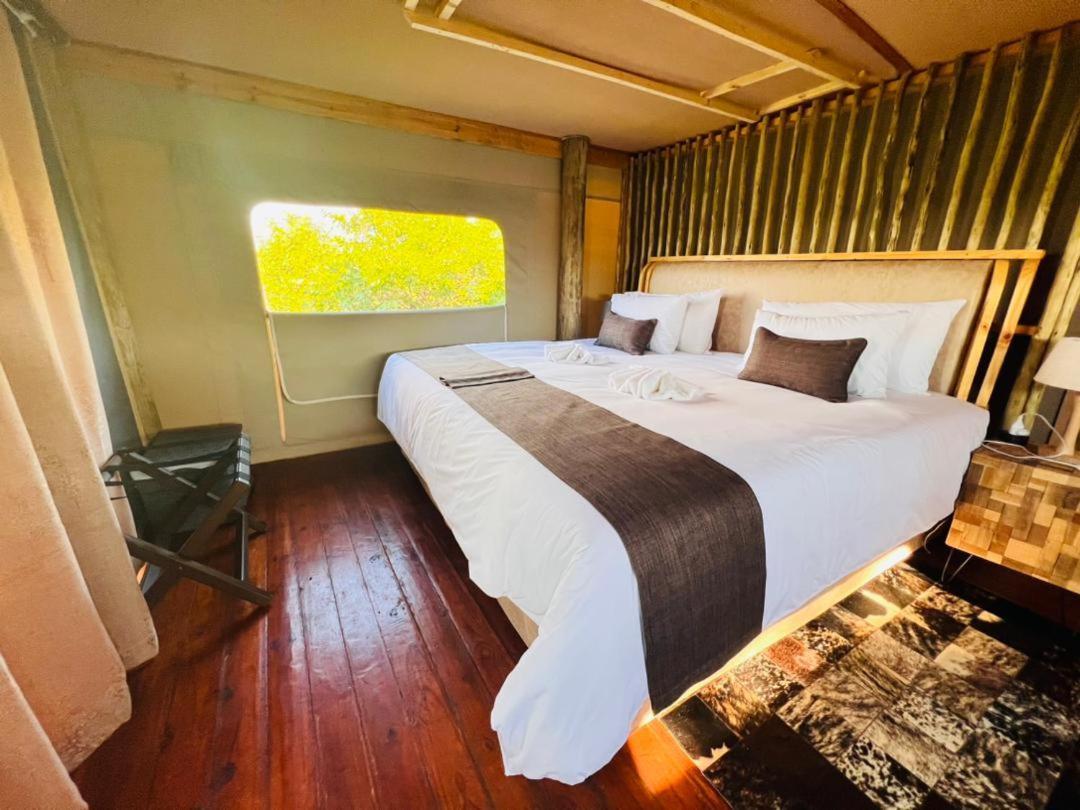Xhabe Safari Lodge Chobe Muchenje ภายนอก รูปภาพ
